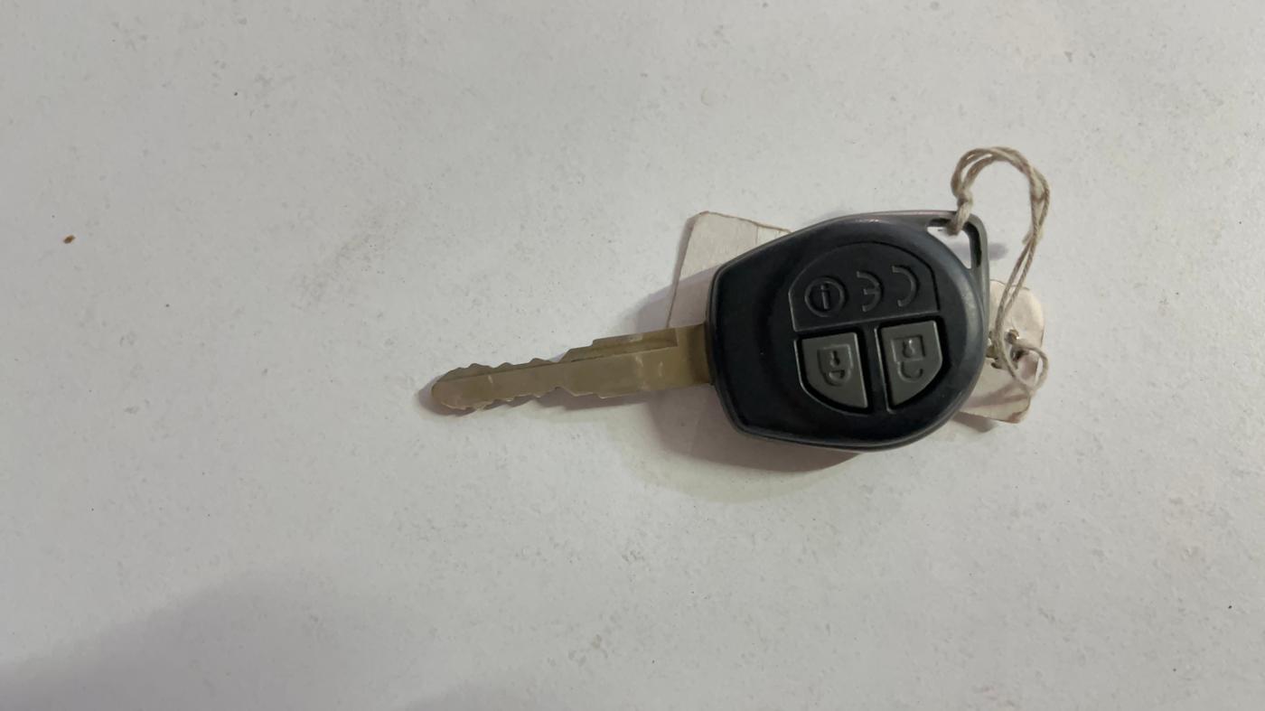 2024 Maruti Dzire VXI, Petrol, Manual, 22,503 km, Key Close Up