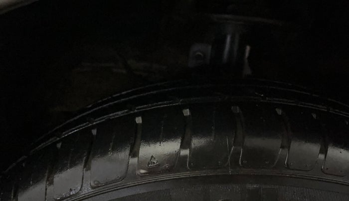 2024 Maruti Dzire VXI, Petrol, Manual, 22,482 km, Left Front Tyre Tread