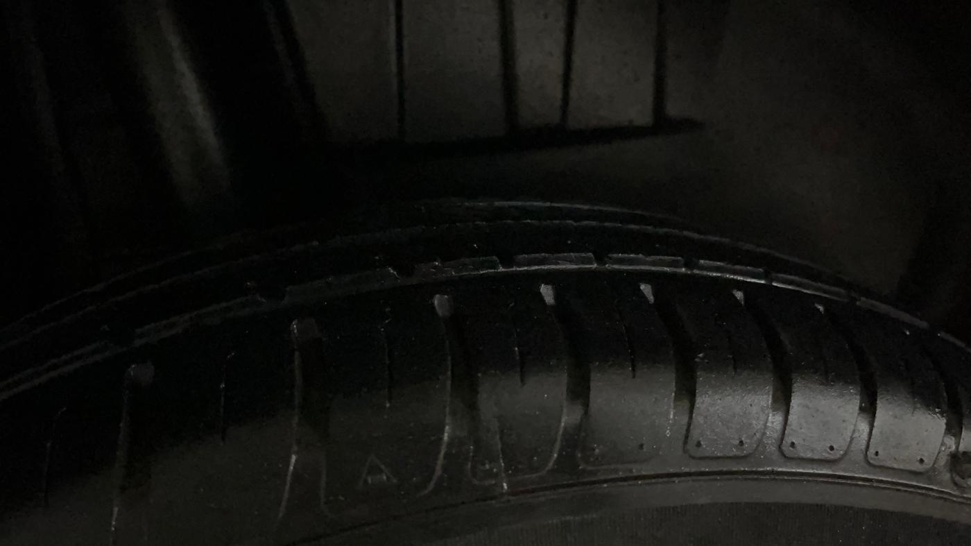 2024 Maruti Dzire VXI, Petrol, Manual, 22,503 km, Right Rear Tyre Tread