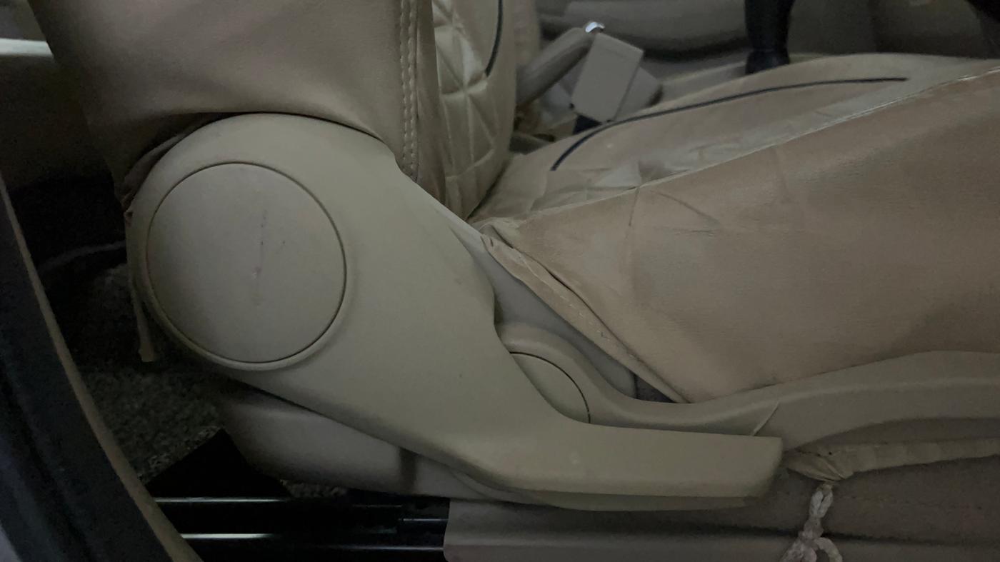 2024 Maruti Dzire VXI, Petrol, Manual, 22,503 km, Driver Side Adjustment Panel