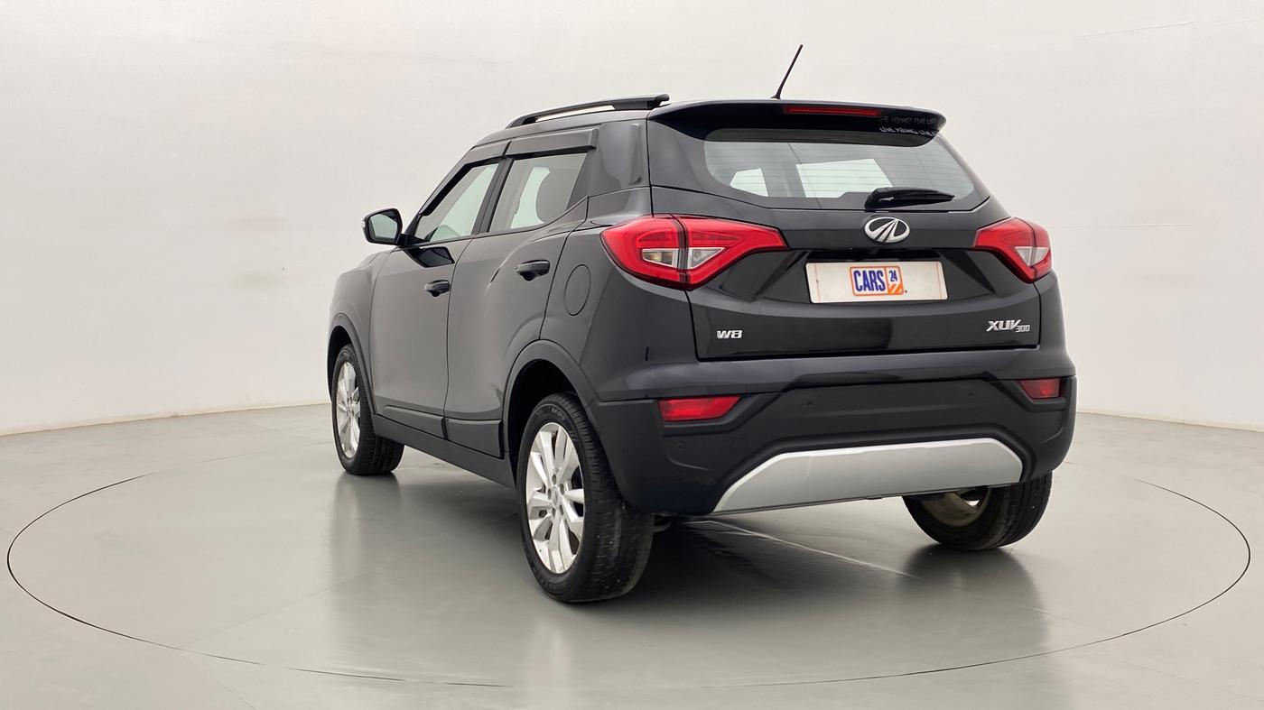 2021 Mahindra XUV300 W8 DIESEL MT, Diesel, Manual, 12,868 km, Left Back Diagonal