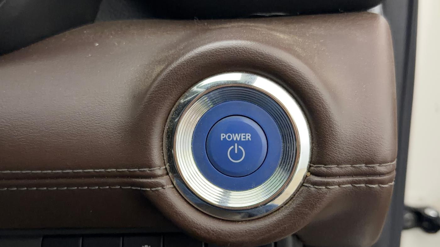 2024 Toyota URBAN CRUISER HYRYDER V HYBRID, Hybrid, Automatic, 60,281 km, Keyless Start/ Stop Button