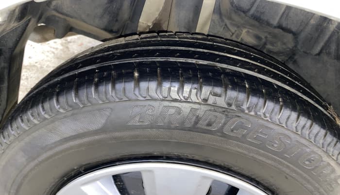 2019 Maruti Swift VXI, Petrol, Manual, 65,443 km, Right Rear Tyre Tread