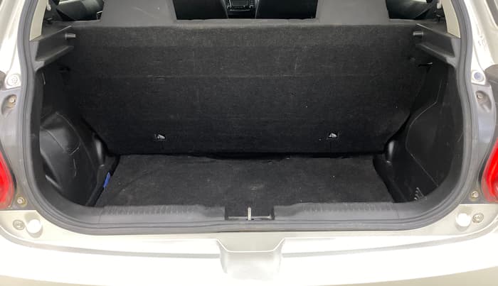 2019 Maruti Swift VXI, Petrol, Manual, 65,443 km, Boot Inside