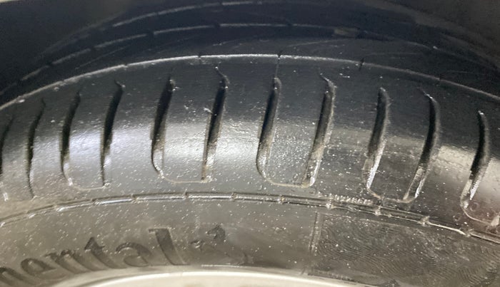 2016 Tata Tiago XZ PETROL, Petrol, Manual, 79,101 km, Right Front Tyre Tread