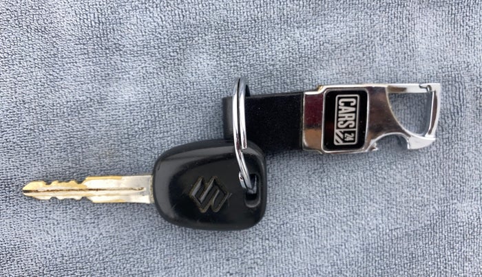 2015 Maruti Alto K10 VXI AMT P, Petrol, Automatic, 50,325 km, Key Close Up