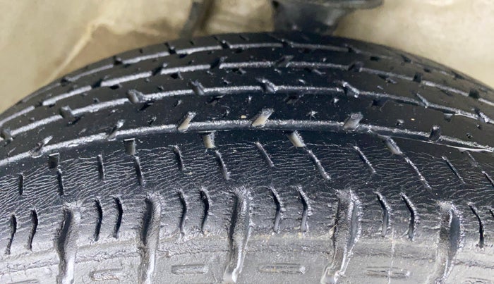 2015 Maruti Alto K10 VXI AMT P, Petrol, Automatic, 50,325 km, Right Front Tyre Tread