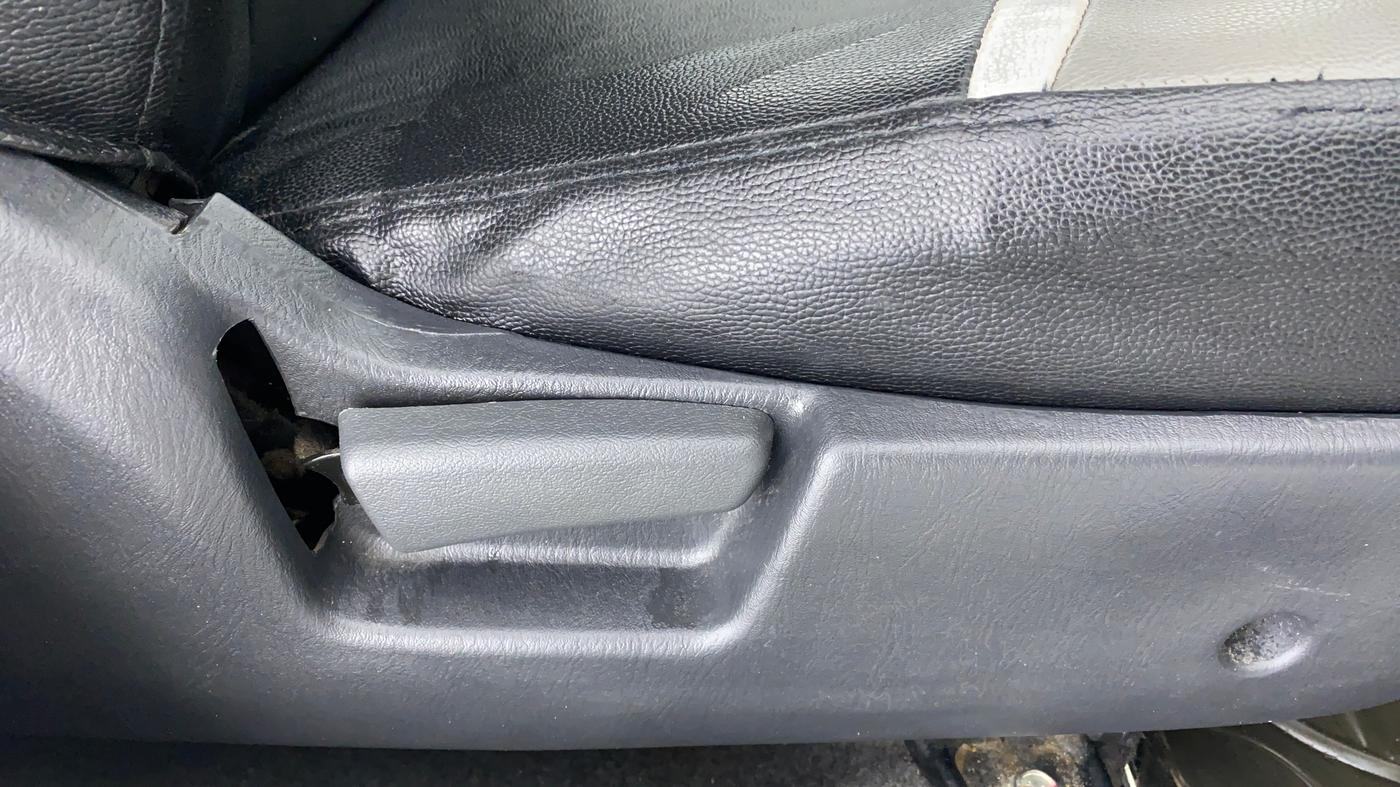 2015 Maruti Alto K10 VXI AMT P, Petrol, Automatic, 50,325 km, Driver Side Adjustment Panel