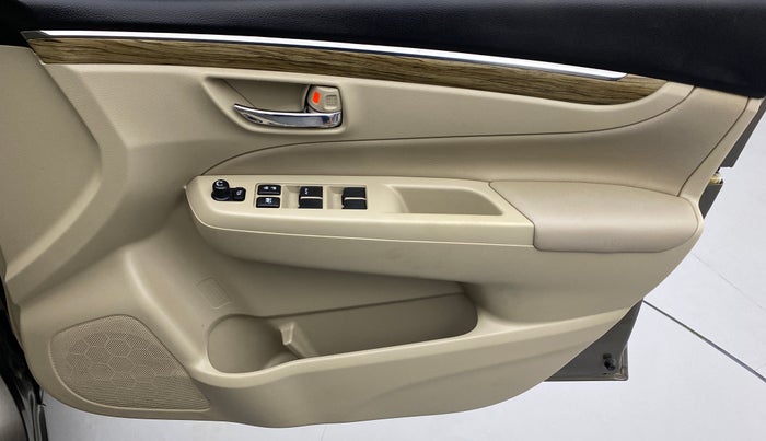 2019 Maruti Ciaz ALPHA 1.5 MT VTVT SHVS, Petrol, Manual, 60,489 km, Driver Side Door Panels Control