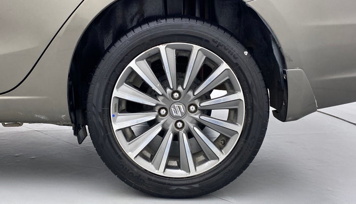 2019 Maruti Ciaz ALPHA 1.5 MT VTVT SHVS, Petrol, Manual, 60,489 km, Left Rear Wheel