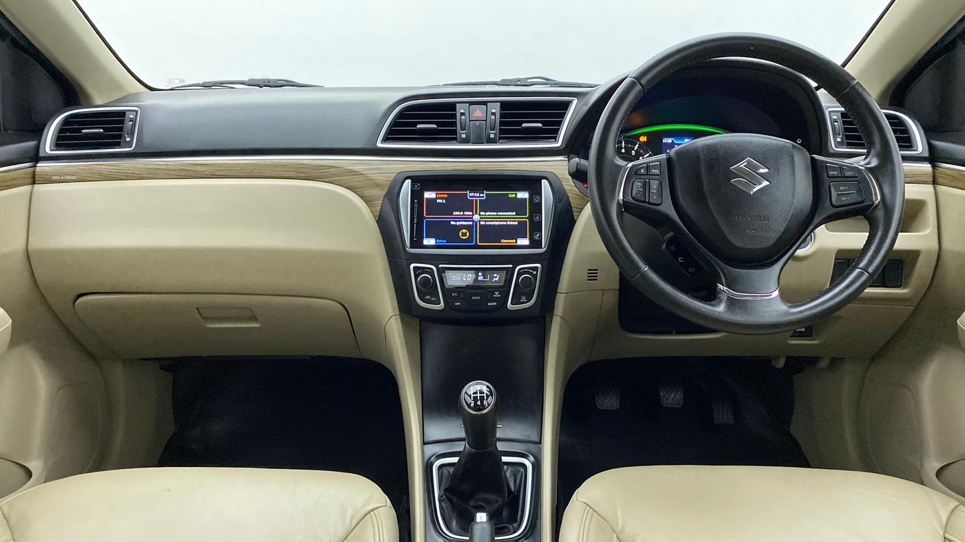2019 Maruti Ciaz ALPHA 1.5 MT VTVT SHVS, Petrol, Manual, 60,489 km, Dashboard