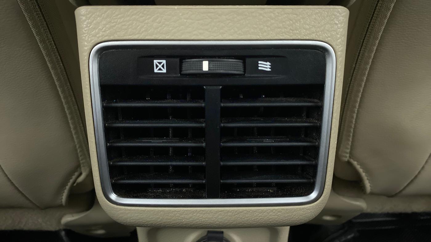 2019 Maruti Ciaz ALPHA 1.5 MT VTVT SHVS, Petrol, Manual, 60,489 km, Rear AC Vents