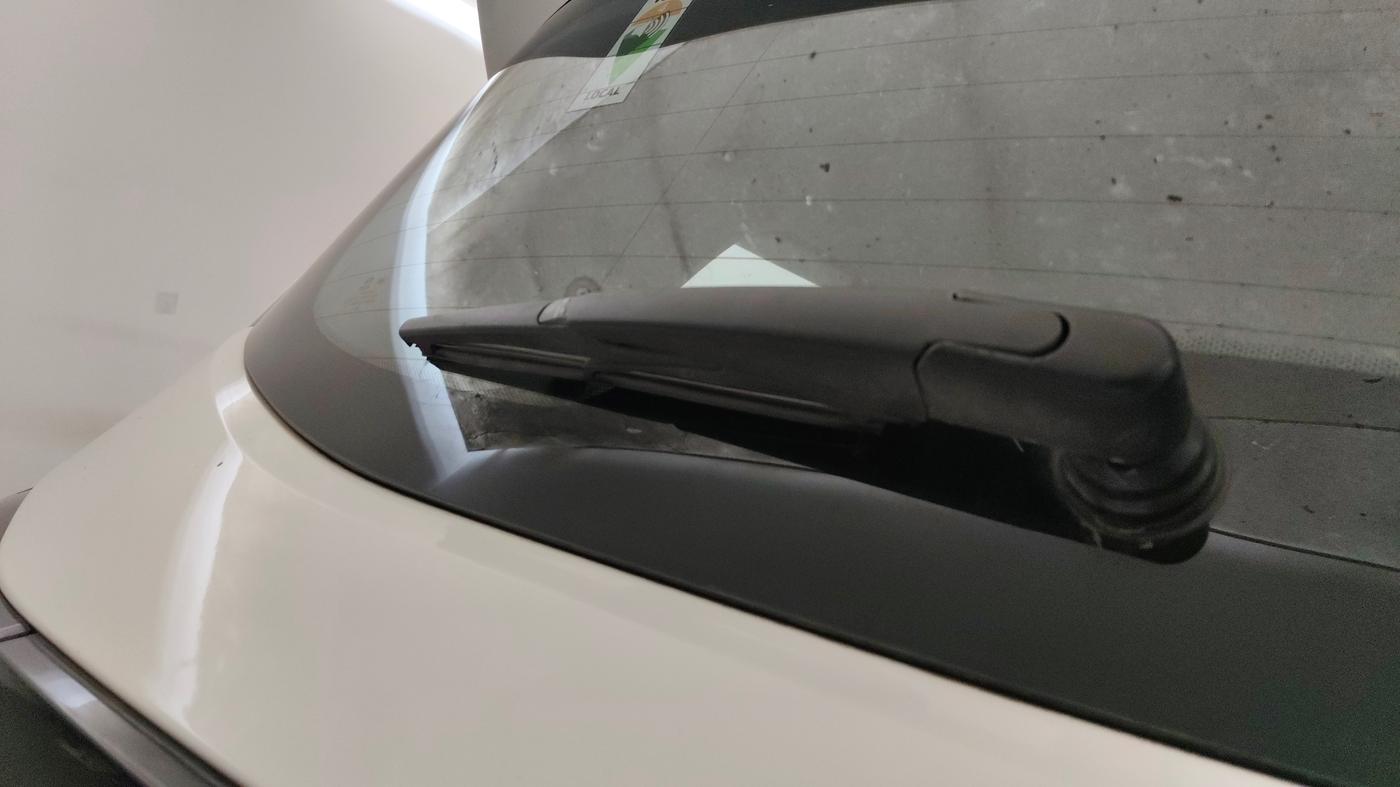 2021 Tata Safari XT PLUS, Diesel, Manual, 47,268 km, Rear Wiper
