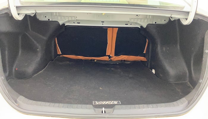 2018 Toyota YARIS G MT, Petrol, Manual, 29,284 km, Boot Inside