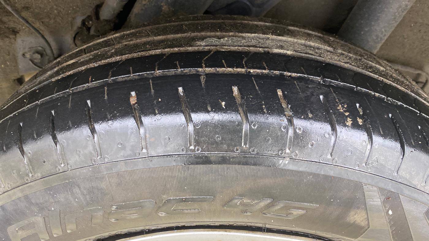 2021 Hyundai VENUE S+ 1.2, Petrol, Manual, 23,851 km, Left Rear Tyre Tread