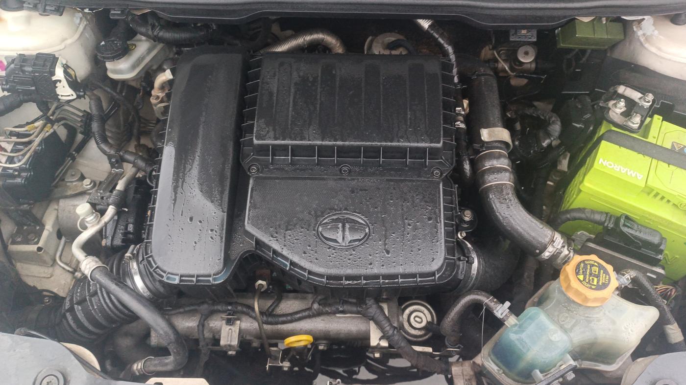 2018 Tata NEXON XM DIESEL, Diesel, Manual, 97,923 km, Engine View