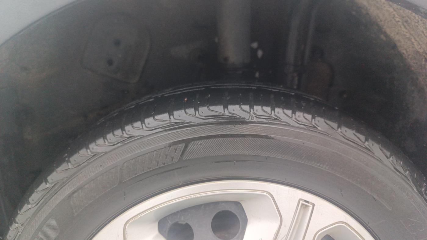 2018 Tata NEXON XM DIESEL, Diesel, Manual, 97,923 km, Left Rear Tyre Tread