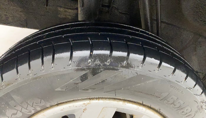 2018 Renault Kwid RXT 1.0, Petrol, Manual, 1,111 km, Right Rear Tyre Tread