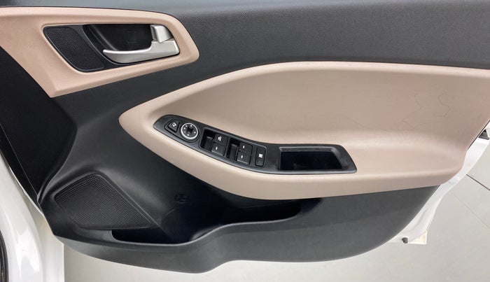 2020 Hyundai Elite i20 ASTA 1.2 (O), Petrol, Manual, 59,423 km, Driver Side Door Panels Control