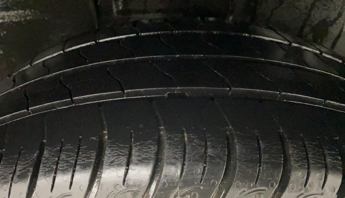 2021 Tata ALTROZ XZ PETROL, Petrol, Manual, 39,583 km, Left Rear Tyre Tread