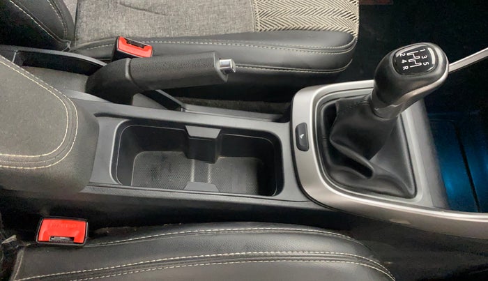 2021 Tata ALTROZ XZ PETROL, Petrol, Manual, 39,583 km, Gear Lever