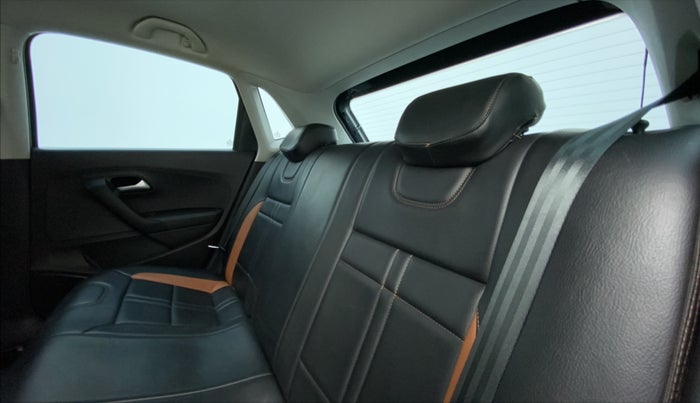 2021 Volkswagen Polo COMFORTLINE PLUS 1.0L MPI, Petrol, Manual, 30,088 km, Right Side Rear Door Cabin