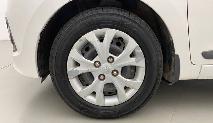 2015 Hyundai Grand i10 SPORTZ 1.2 KAPPA VTVT, Petrol, Manual, 60,691 km, Left Front Wheel