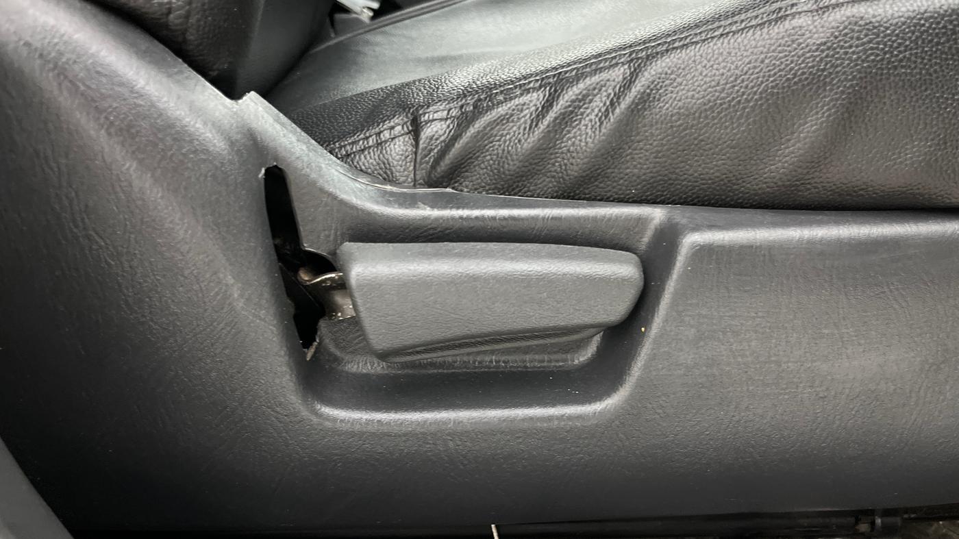 2018 Maruti Alto K10 VXI (O) AMT, Petrol, Automatic, 13,630 km, Driver Side Adjustment Panel