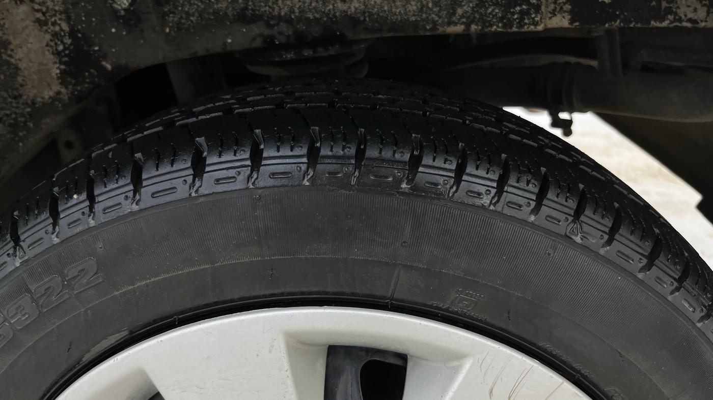 2018 Maruti Alto K10 VXI (O) AMT, Petrol, Automatic, 13,630 km, Left Rear Tyre Tread