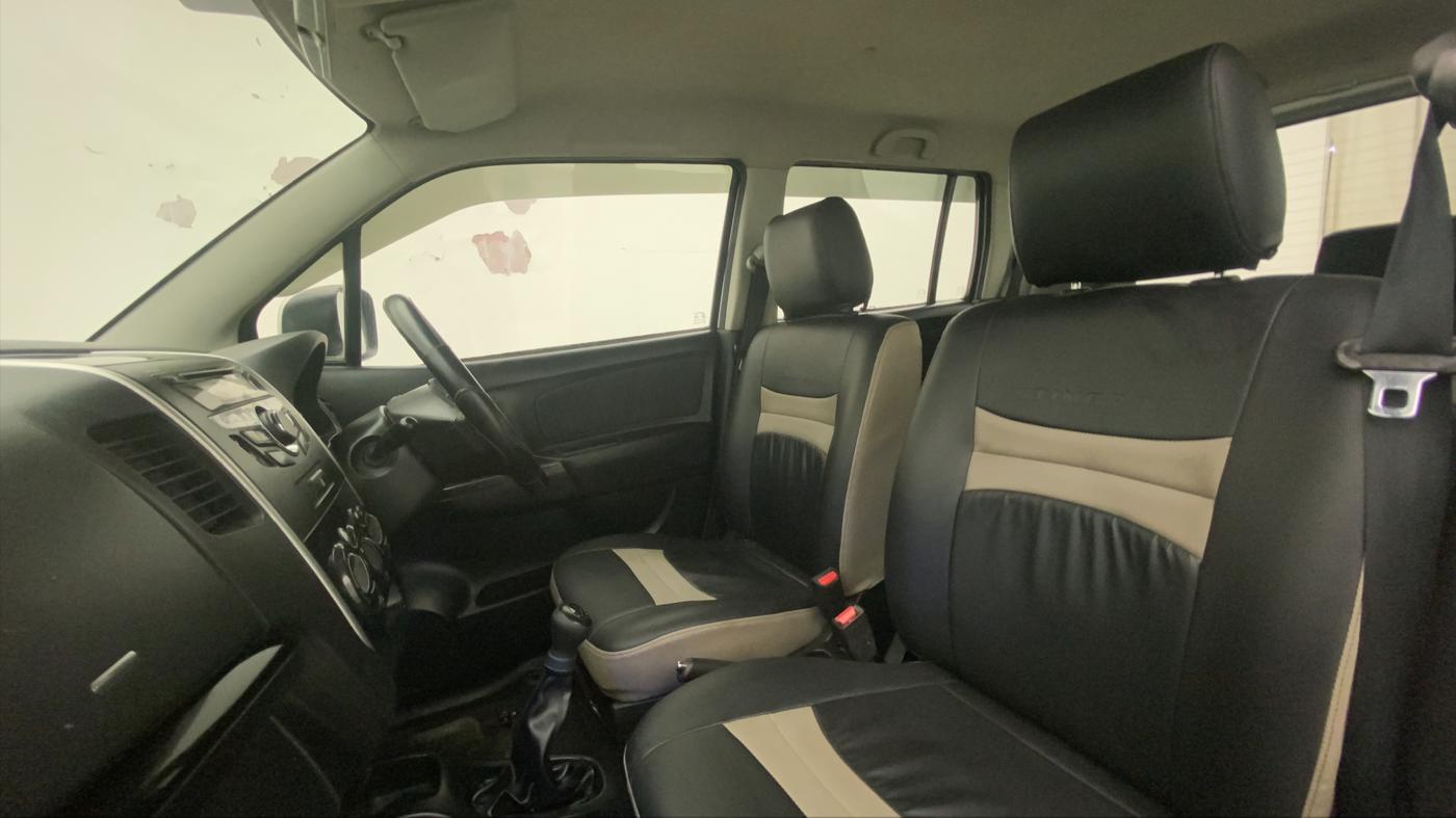 2013 Maruti Wagon R Stingray VXI, Petrol, Manual, 35,954 km, Right Side Front Door Cabin