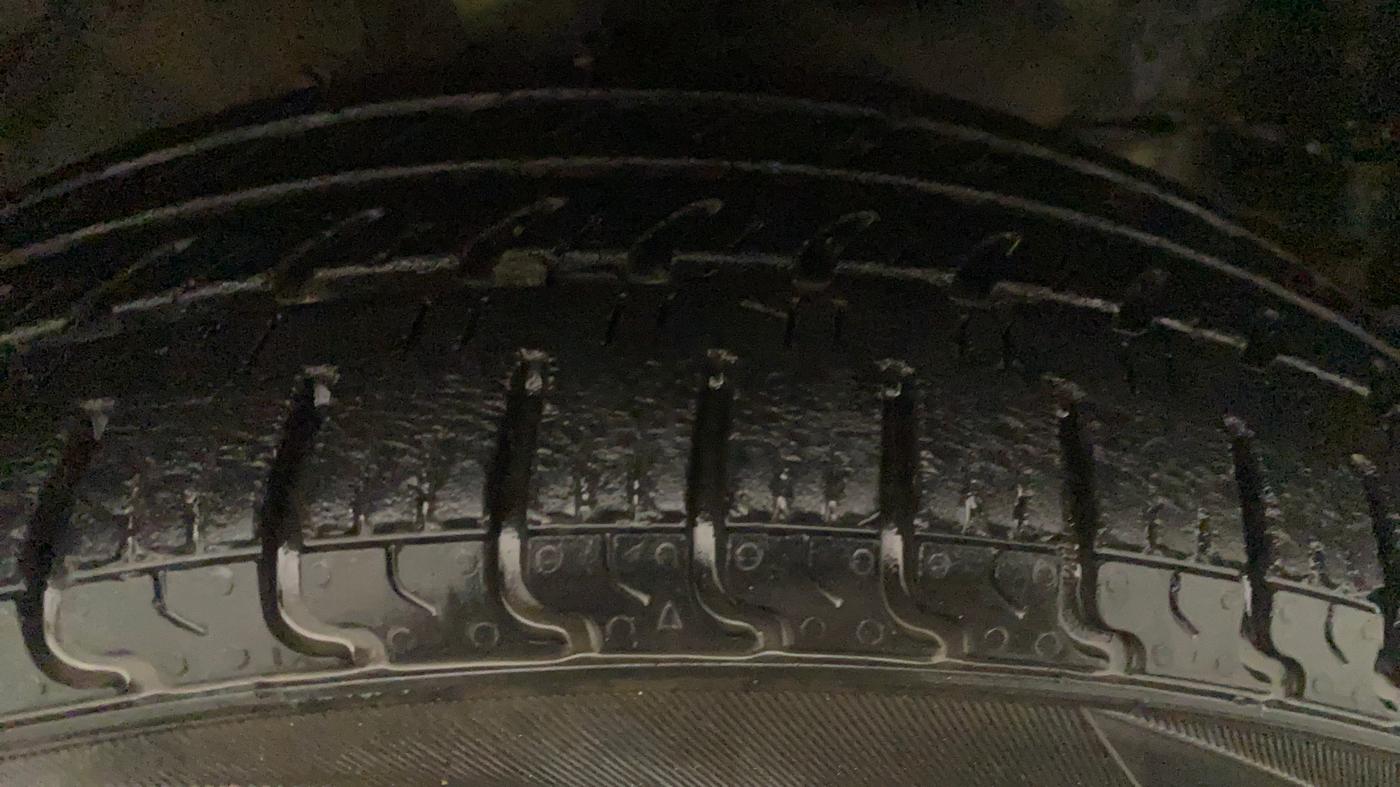 2013 Maruti Wagon R Stingray VXI, Petrol, Manual, 35,954 km, Right Front Tyre Tread