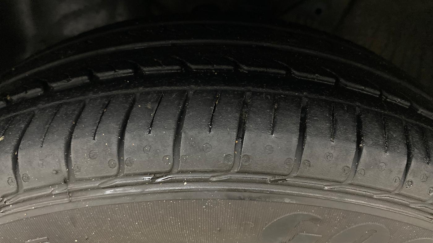 2023 Maruti IGNIS ALPHA 1.2, Petrol, Manual, 39,053 km, Left Front Tyre Tread