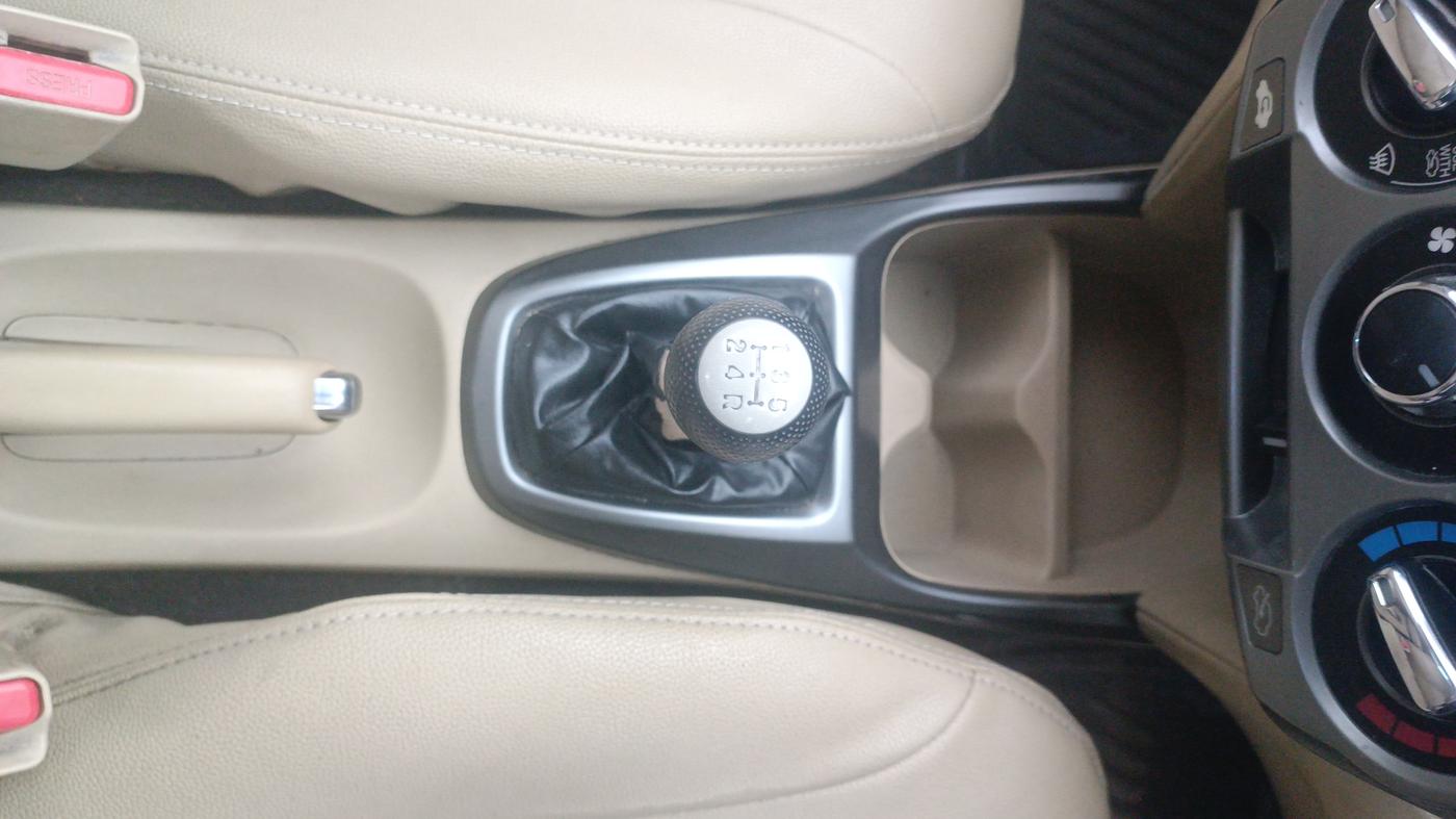 2013 Honda City 1.5L I-VTEC V MT, Petrol, Manual, 70,561 km, Gear Lever