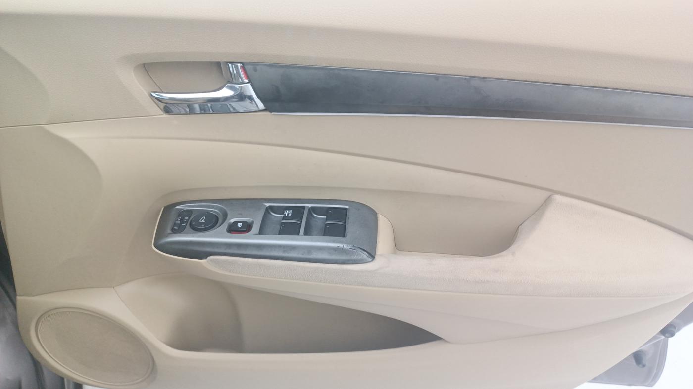2013 Honda City 1.5L I-VTEC V MT, Petrol, Manual, 70,561 km, Driver Side Door Panels Control