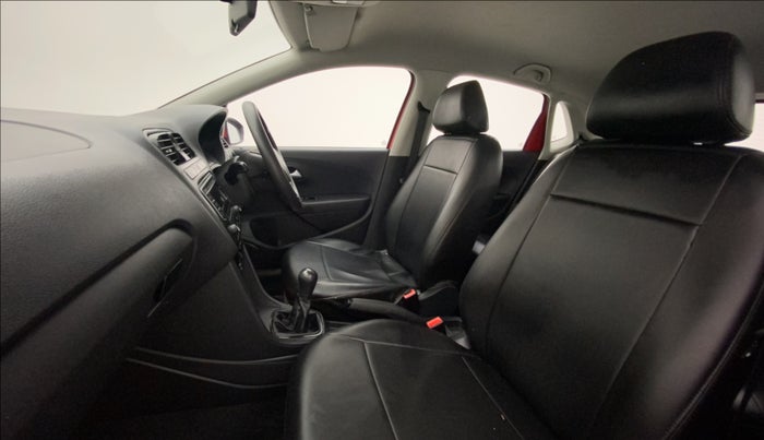 2017 Volkswagen Polo COMFORTLINE 1.2L, Petrol, Manual, 38,613 km, Right Side Front Door Cabin