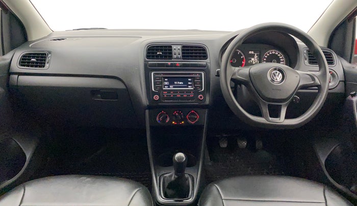 2017 Volkswagen Polo COMFORTLINE 1.2L, Petrol, Manual, 38,613 km, Dashboard