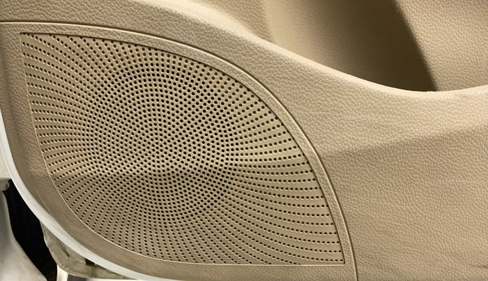 2018 Hyundai Eon SPORTZ, CNG, Manual, 44,968 km, Speaker