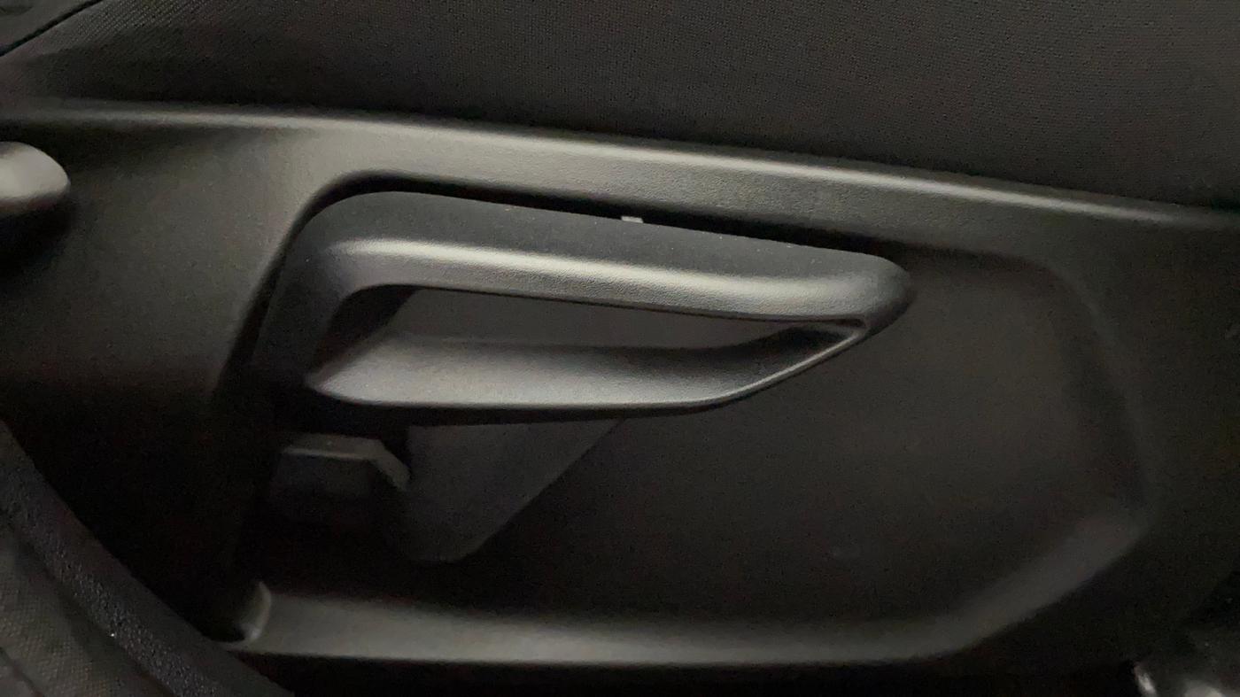 2021 Tata TIAGO NRG XZ MT, Petrol, Manual, 8,290 km, Driver Side Adjustment Panel