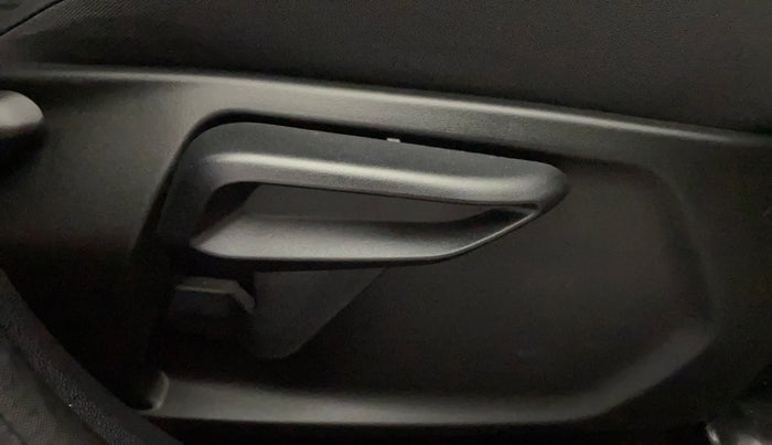 2021 Tata TIAGO NRG XZ MT, Petrol, Manual, 8,290 km, Driver Side Adjustment Panel