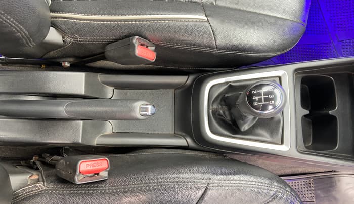 2018 Maruti Swift VXI, Petrol, Manual, 73,964 km, Gear Lever