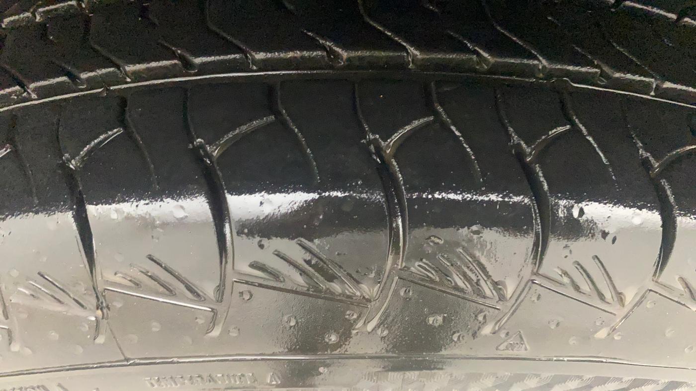 2017 Renault Duster RXL PETROL, Petrol, Manual, 47,171 km, Left Front Tyre Tread