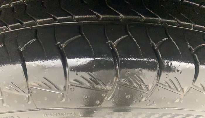 2017 Renault Duster RXL PETROL, Petrol, Manual, 47,171 km, Left Front Tyre Tread