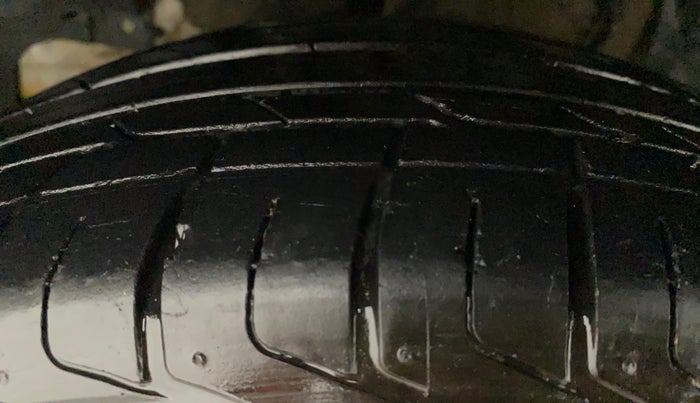 2017 Tata NEXON XM DIESEL, Diesel, Manual, 88,214 km, Left Front Tyre Tread