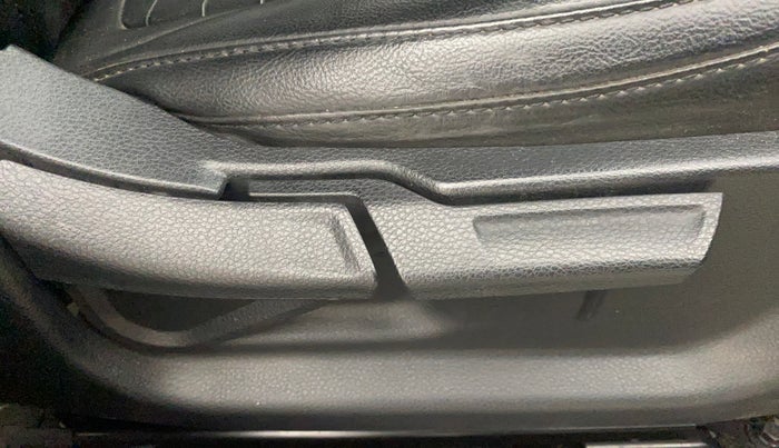 2021 KIA SELTOS HTE 1.5 PETROL, Petrol, Manual, 18,271 km, Driver Side Adjustment Panel