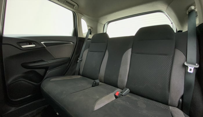 2018 Honda WR-V 1.5 i-DTEC VX MT, Diesel, Manual, 50,574 km, Right Side Rear Door Cabin