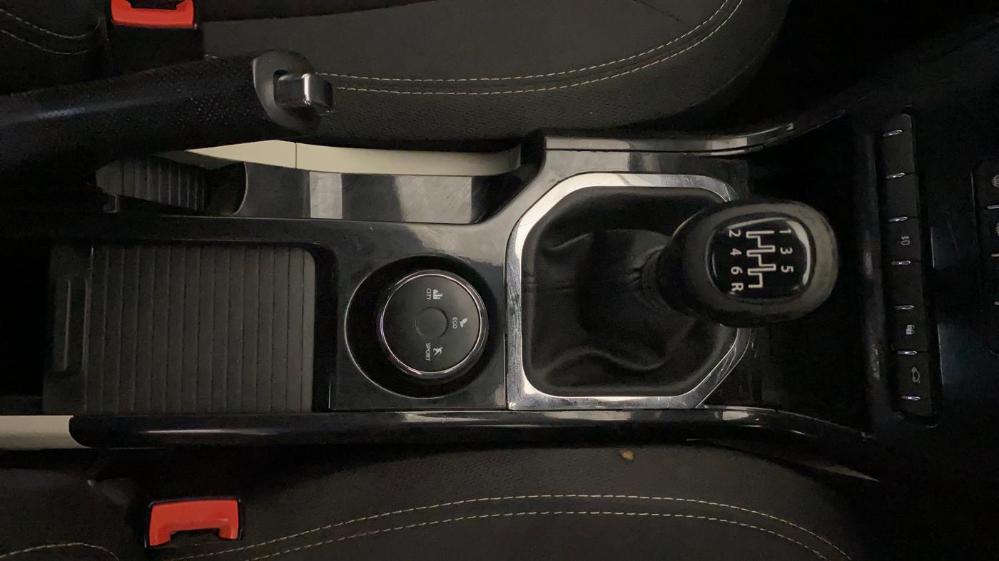 2023 Tata NEXON XZ PLUS DIESEL SUNROOF, Diesel, Manual, 46,616 km, Gear Lever
