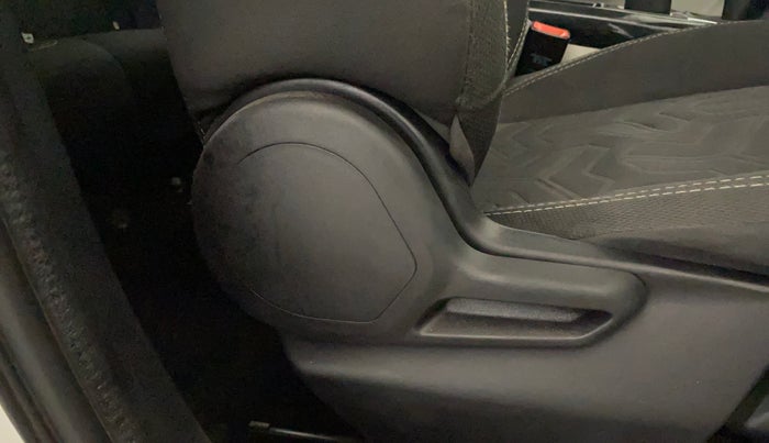 2023 Tata NEXON XZ PLUS DIESEL SUNROOF, Diesel, Manual, 46,600 km, Driver Side Adjustment Panel