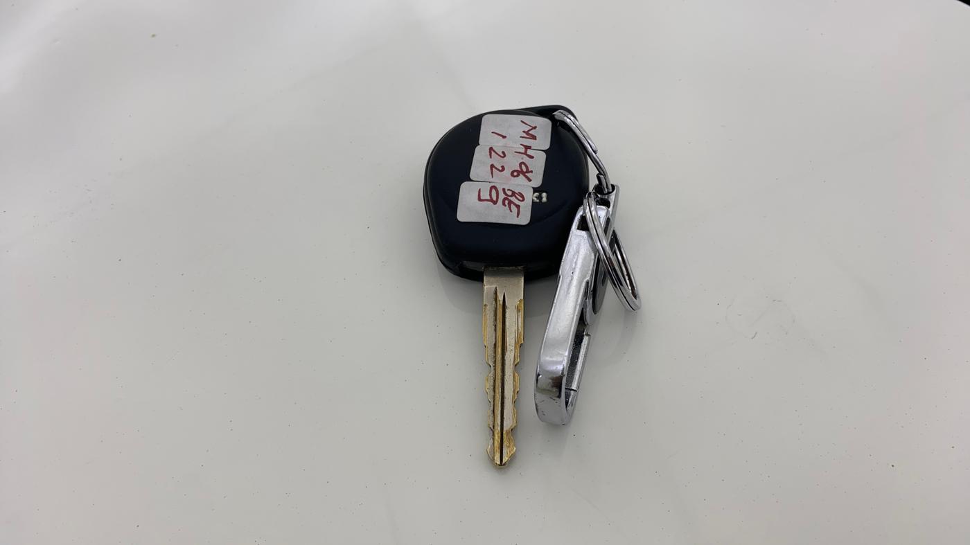 2012 Maruti Ertiga ZXI, Petrol, Manual, 1,35,791 km, Key Close Up