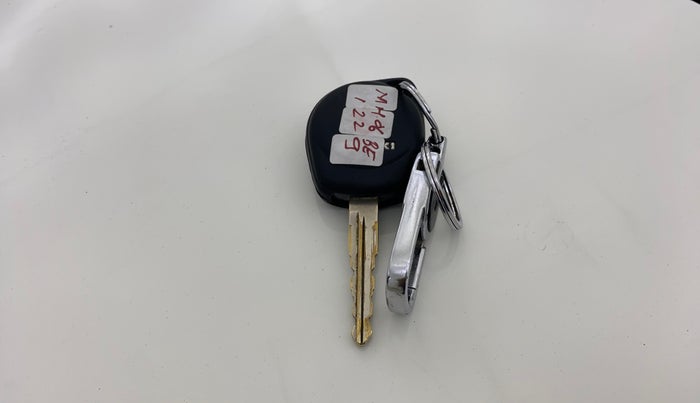 2012 Maruti Ertiga ZXI, Petrol, Manual, 1,35,791 km, Key Close Up