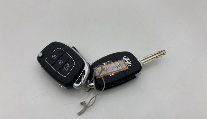 2016 Hyundai Creta SX 1.6 DIESEL, Diesel, Manual, 42,787 km, Key Close Up